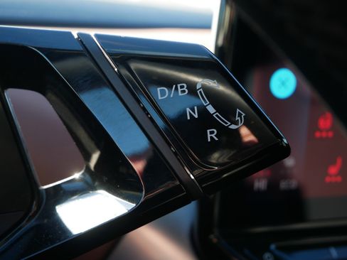 Used 2021 Volkswagen ID.4 Pro S image 24