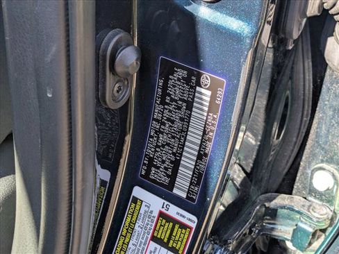 Used 2020 Toyota Camry LE image 24