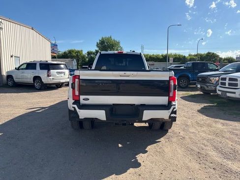 Used 2026 Ford F450 Platinum w/ FX4 Off-Road Package AWD/4WD image 10