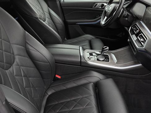 Used 2023 BMW X5 xDrive45e image 31