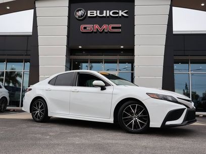 Used 2021 Toyota Camry SE