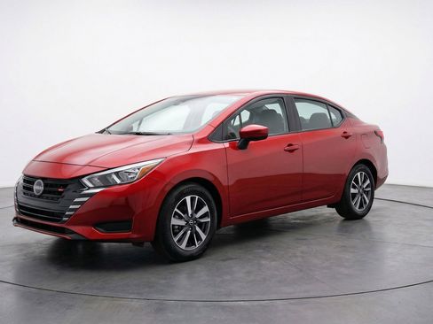 Used 2025 Nissan Versa SV w/ Trunk Package image 3