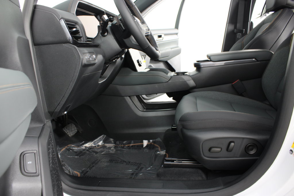 New 2027 GMC Terrain AT4 AWD/4WD image 15