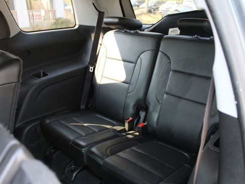 Used 2020 GMC Acadia SLT image 34