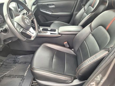 Used 2023 Nissan Sentra SR w/ SR Premium Package image 14
