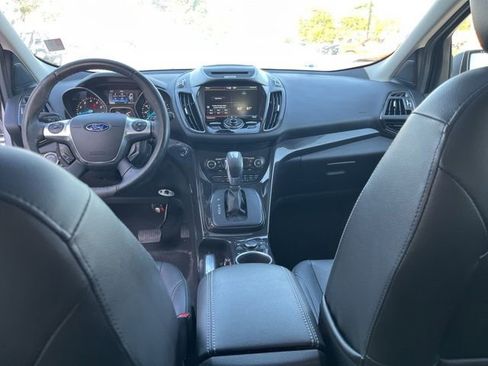 Used 2014 Ford Escape Titanium w/ Equipment Group 401A FWD image 16