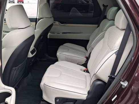 Used 2023 Hyundai Palisade Limited AWD/4WD image 10