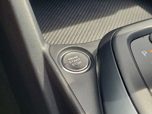 Used 2025 Kia K4 FWD image 32