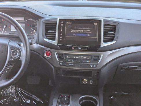 Used 2020 Honda Ridgeline RTL image 14