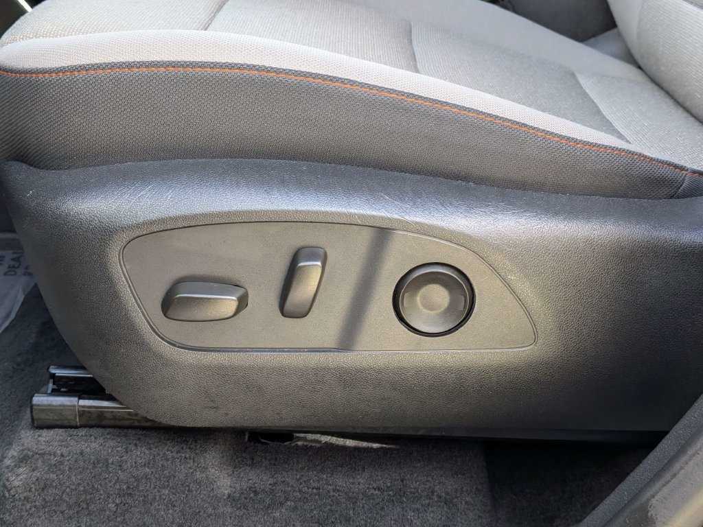 Used 2026 Chevrolet Traverse LT w/ Driver Confidence Package FWD image 20