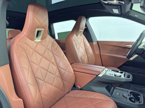 Used 2024 BMW iX xDrive50 w/ Premium Package image 42