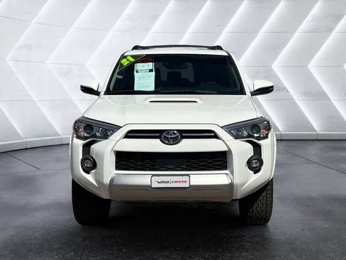 Used 2021 Toyota 4Runner TRD Off-Road Premium w/ Moonroof Package AWD/4WD image 2