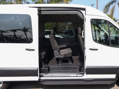Used 2020 Ford Transit 350 XLT RWD image 11