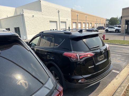 Used 2017 Toyota RAV4 XLE AWD/4WD image 45