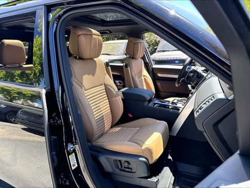 New 2026 Land Rover Discovery Dynamic SE AWD/4WD image 31
