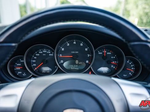 Used 2006 Porsche 911 Carrera RWD image 9