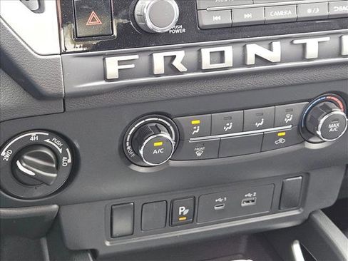 New 2026 Nissan Frontier SV AWD/4WD image 15