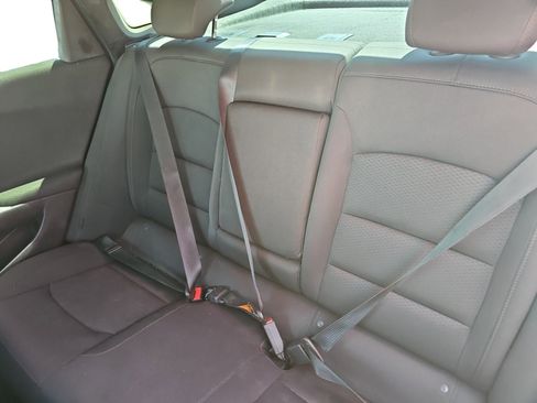 Used 2018 Chevrolet Malibu LS FWD image 16
