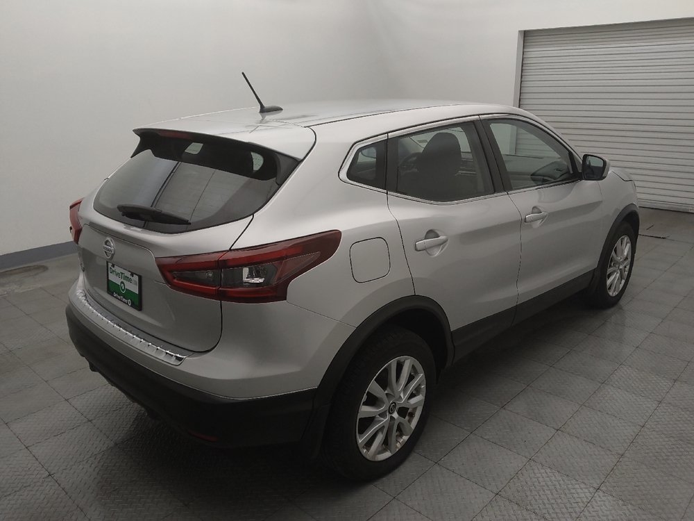 Used 2020 Nissan Rogue Sport S w/ Appearance Package FWD image 9