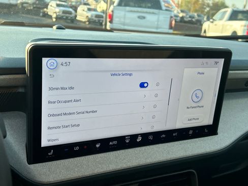 New 2025 Ford Maverick XLT w/ XLT Luxury Package image 32