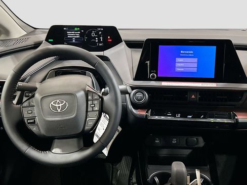 New 2026 Toyota Prius Plug-In Hybrid FWD image 18