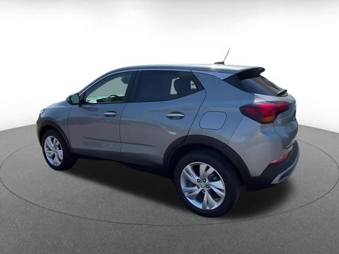Used 2025 Buick Encore GX Preferred AWD/4WD image 10