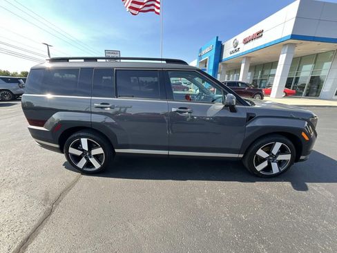 Used 2025 Hyundai Santa Fe Limited image 8