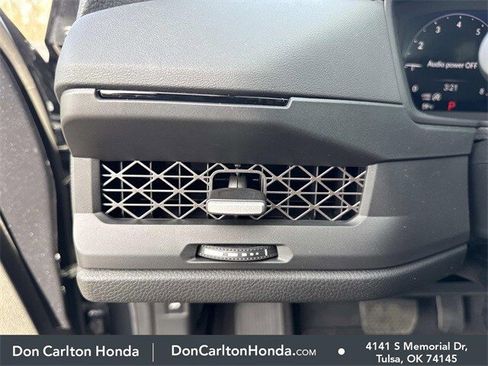 Certified 2025 Honda Accord SE image 17