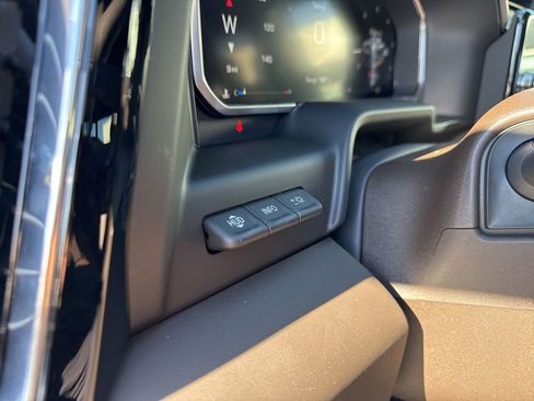 New 2026 GMC Sierra 2500 Denali w/ Denali Reserve Package image 14