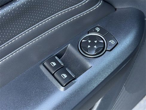 Used 2024 Ford Mustang Premium image 21