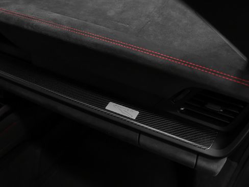Certified 2026 Porsche 911 GT3 RWD image 46