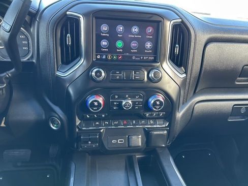 Used 2022 GMC Sierra 1500 AT4 w/ AT4 Premium Package image 12