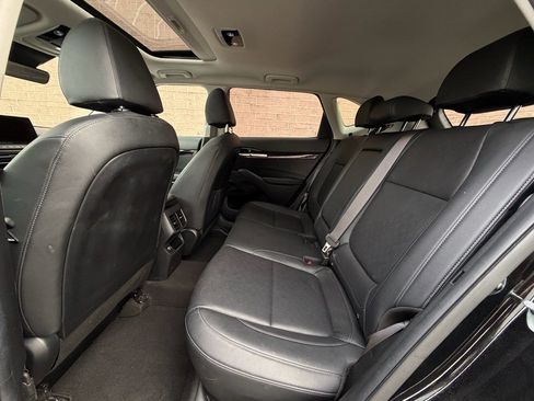 Used 2022 Kia Seltos EX image 16