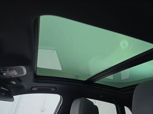 Used 2025 Audi Q3 2.0T Premium Plus w/ Premium Plus Package image 30