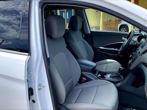 Used 2017 Hyundai Santa Fe Sport AWD/4WD image 10