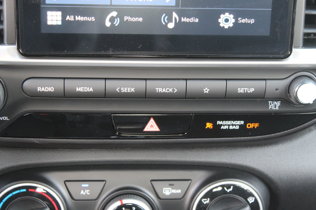 New 2026 Hyundai Venue SE FWD image 22
