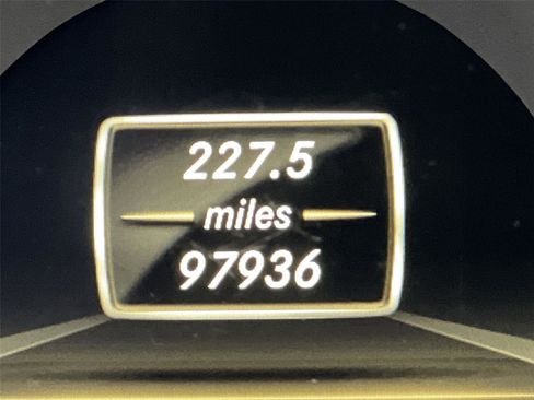 Used 2012 Mercedes-Benz E 350 Sedan image 10