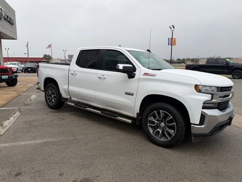 Used 2021 Chevrolet Silverado 1500 LT w/ Texas Edition Plus image 8