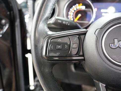 Used 2022 Jeep Wrangler Unlimited Sport AWD/4WD image 28