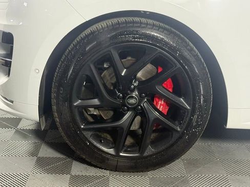 Used 2023 Land Rover Range Rover Sport SE Dynamic image 13