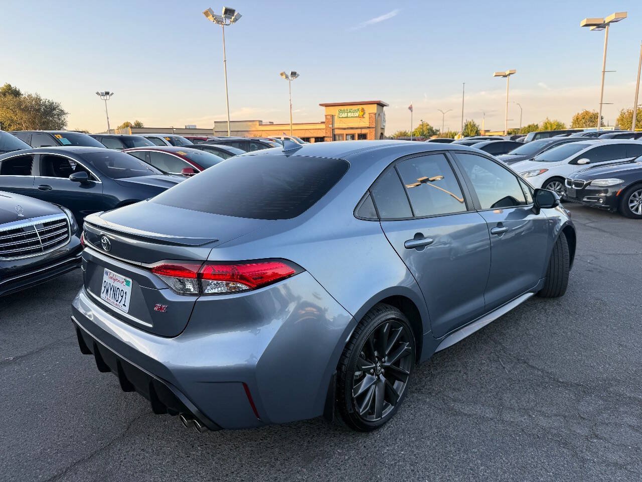 Used 2025 Toyota Corolla SE w/ SE Premium Package FWD image 8
