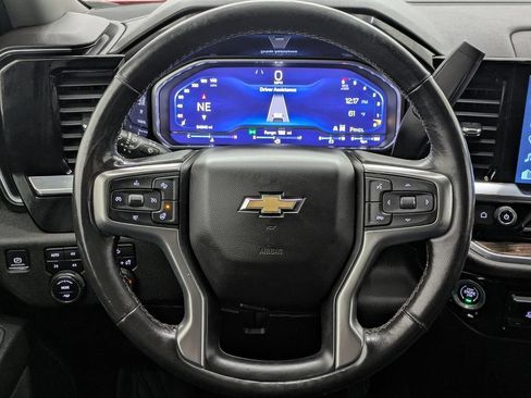 Used 2022 Chevrolet Silverado 1500 LT AWD/4WD image 35