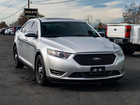 Used 2019 Ford Taurus Limited image 2