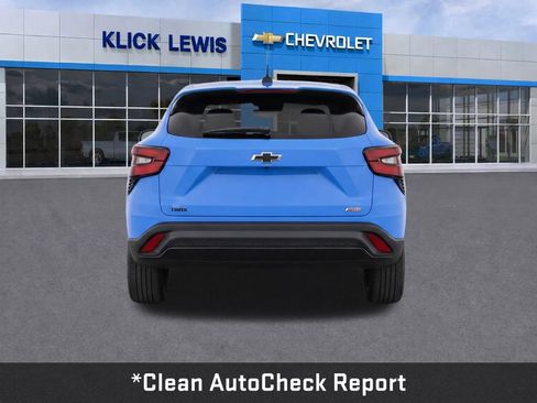 Used 2024 Chevrolet Trax RS FWD image 7