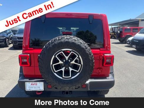 Certified 2025 Jeep Wrangler Unlimited Rubicon w/ Convenience Group AWD/4WD image 4