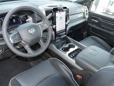 Used 2025 RAM 2500 Laramie image 18