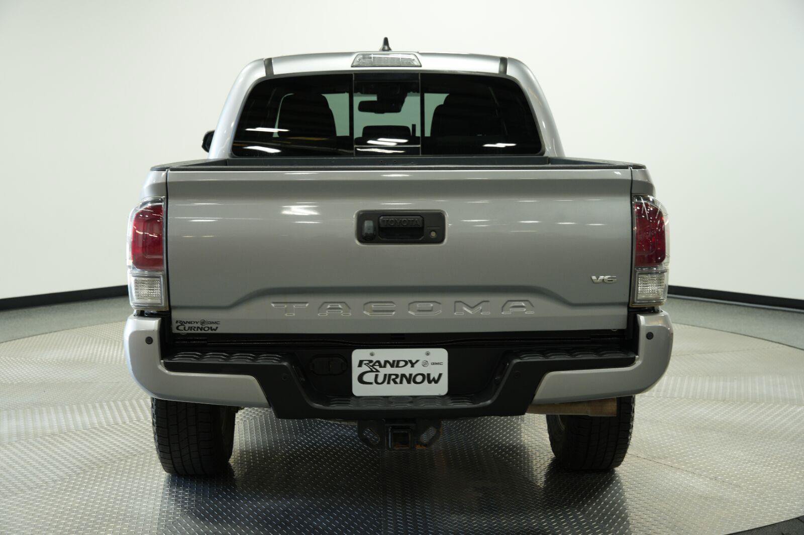 Used 2020 Toyota Tacoma TRD Off-Road w/ Technology Package AWD/4WD image 8