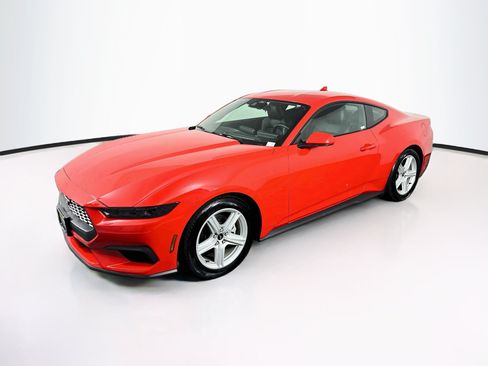 Used 2026 Ford Mustang Premium RWD image 3