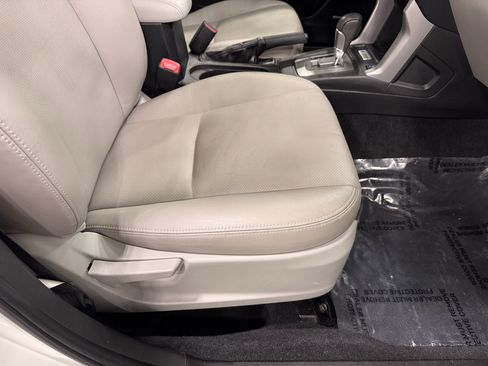 Used 2014 Subaru Forester 2.5i Touring image 29