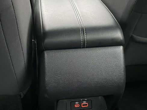 Used 2024 Nissan Altima 2.5 SV image 24